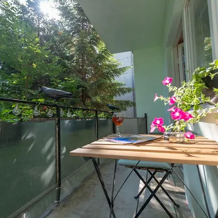 Dulcineea Apt- Free Parking-family Friendly