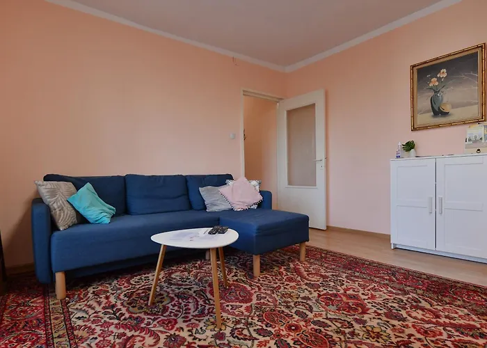 Dulcineea Apt- Free Parking-family Friendly Apartment *