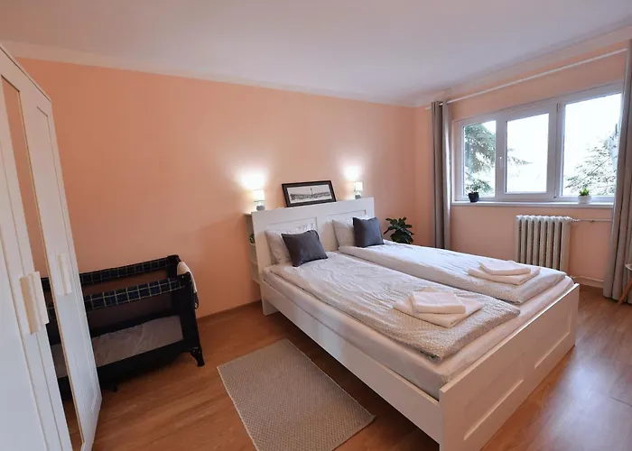 Dulcineea Apt- Free Parking-family Friendly