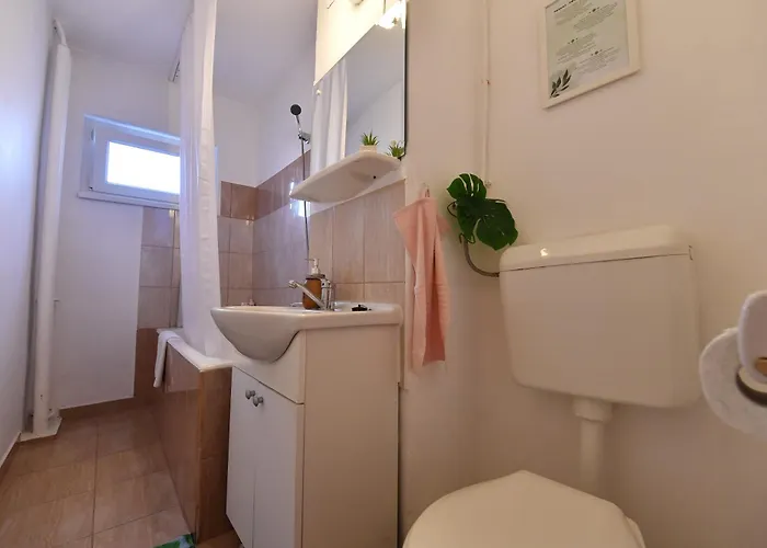 Dulcineea Apt- Free Parking-family Friendly